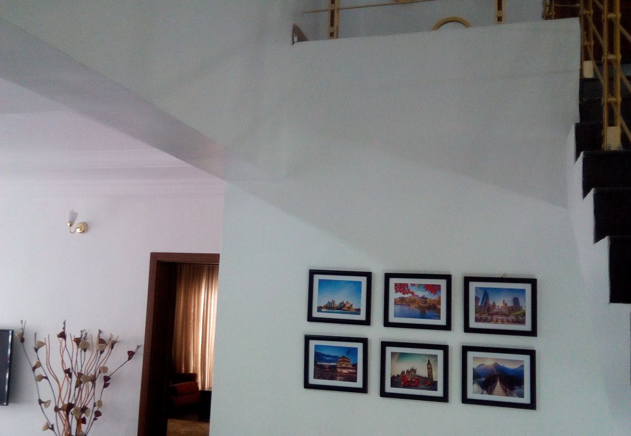 House in Lagos - Beautiful 3 bedroom apartment  in Parkview Estate Ikoyi 