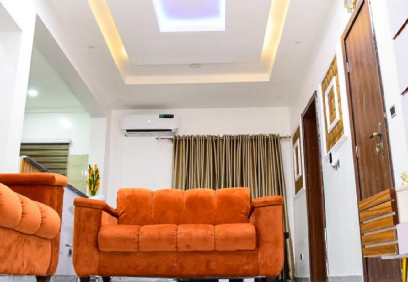 Apartment in Lekki - Stunning 2 bedroom apartment - Nicon Towers Estate - Lekki Lagos (Inverter)