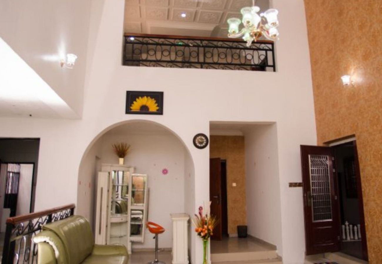 Apartment in Port harcourt - Entrancing 5 bedroom  home - Faith Avenue Woji Port Harcourt Rivers State