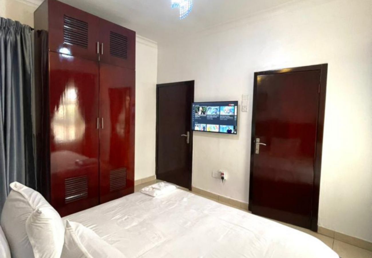 Apartment in Lekki - Classy 3 bedroom apartment - Milverton flat estate Osapa London