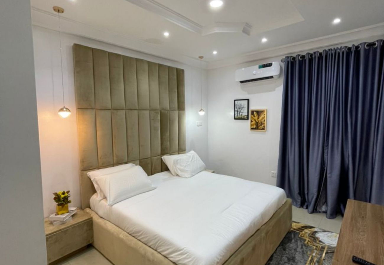 Apartment in Lagos - Elegant 3 Bedroom Apartment- Parkview Ikoyi