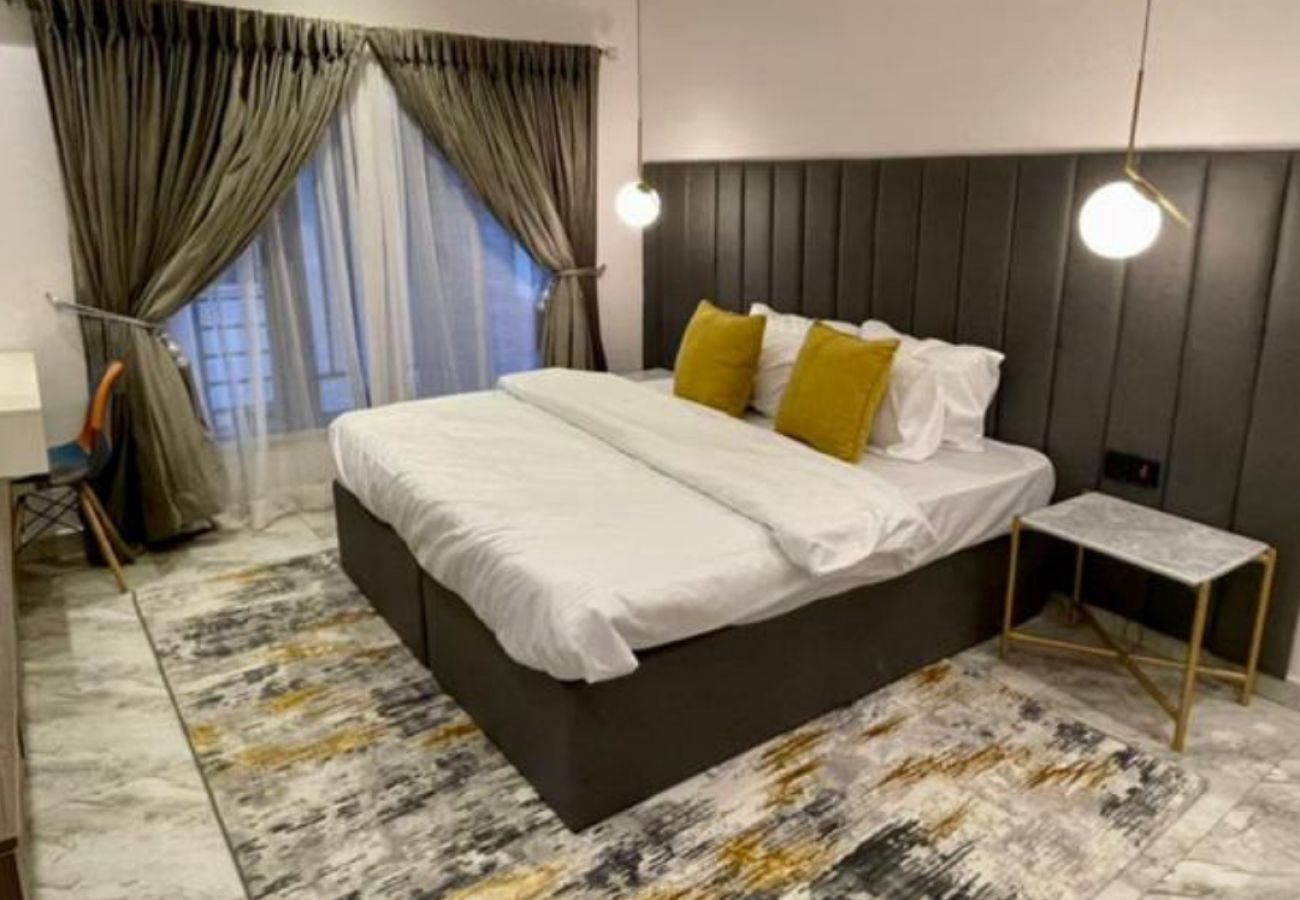 Apartment in Lekki - Beautiful 3 Bedroom apartment - Freedom Way  Lekki Phase 1