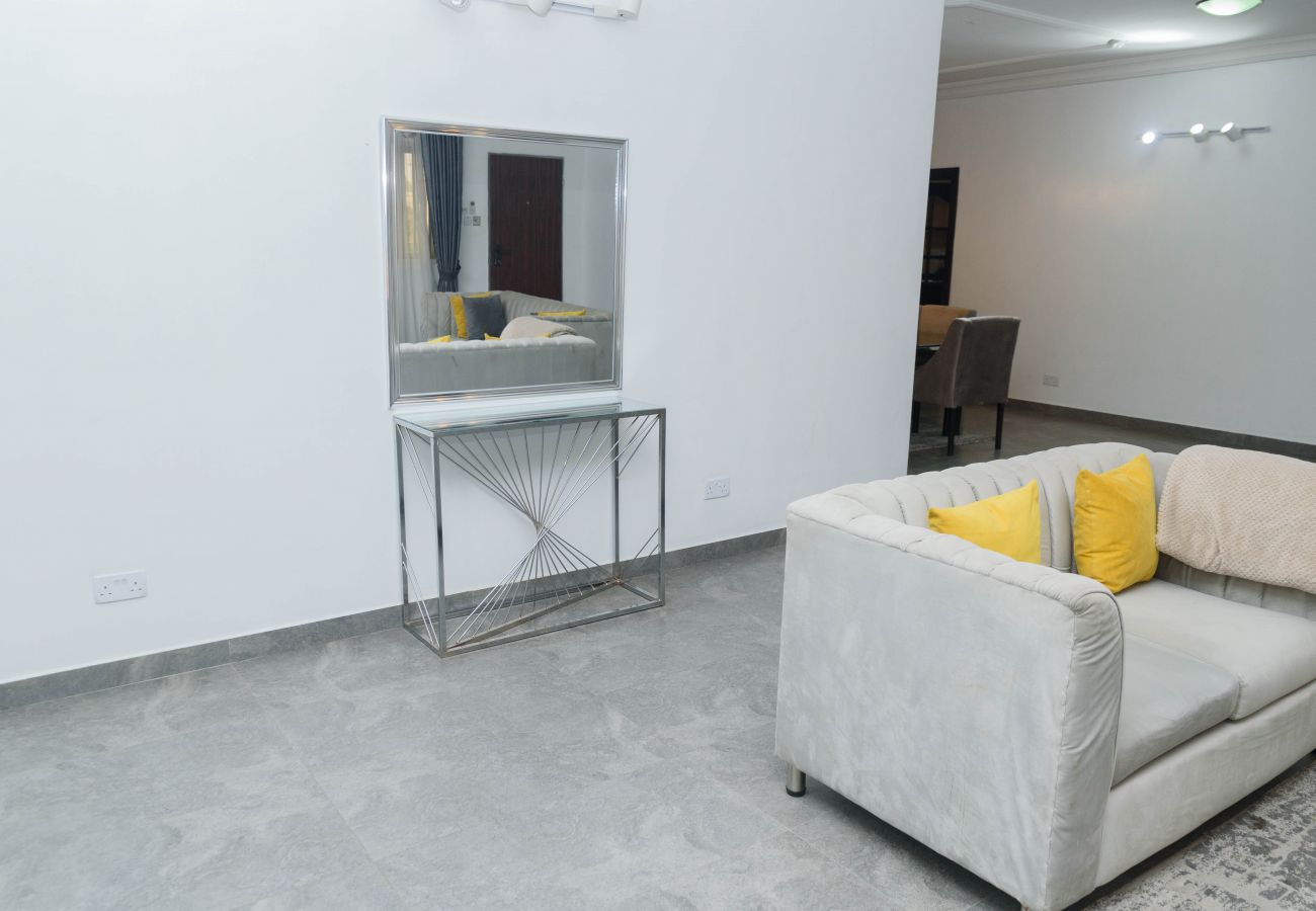 Apartment in Lekki - Diamond 3 Bedroom Apartment in Lekki Phase 1