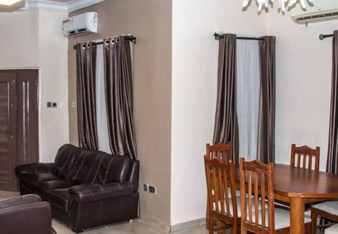 Apartment in Lekki - Detailed 3 bedroom semi-detached duplex in Ologolo Lekki