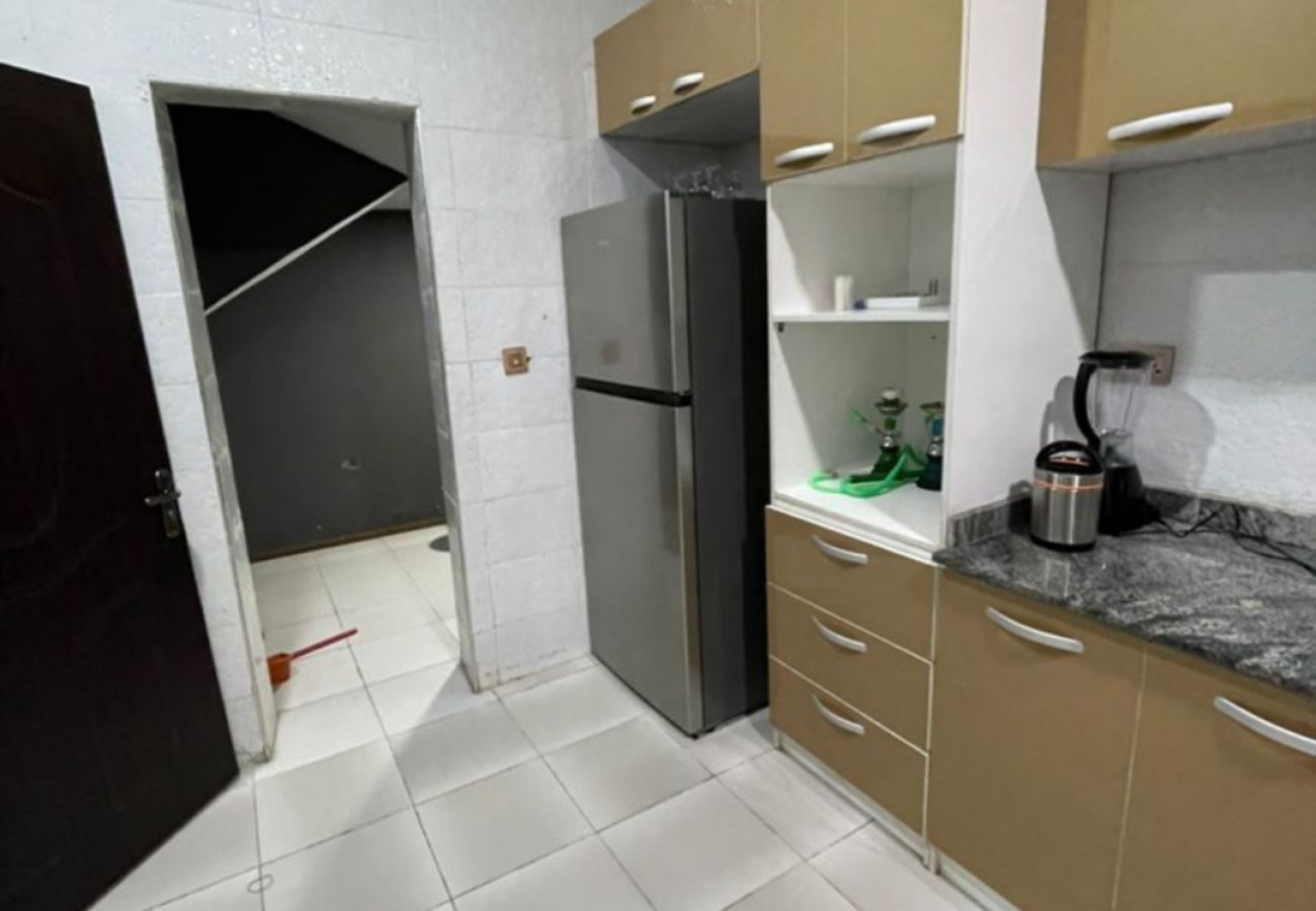 Apartment in Lagos - Enchanting 4 Bedroom Apartment - Peaceville Thomas Estate. Ajah