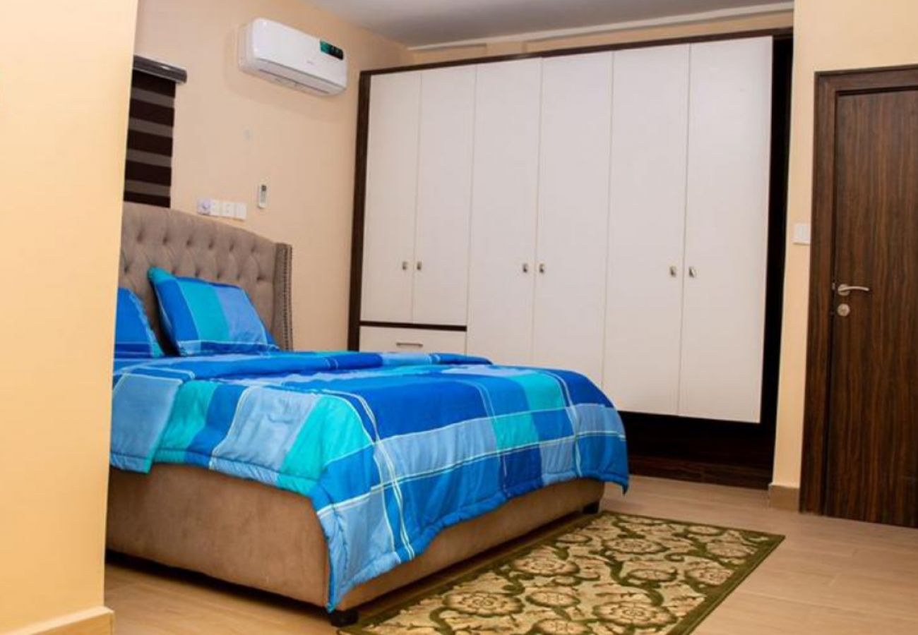 House in Abuja - Cozy 4 Bedroom Semi Detached Duplex In Apo Abuja