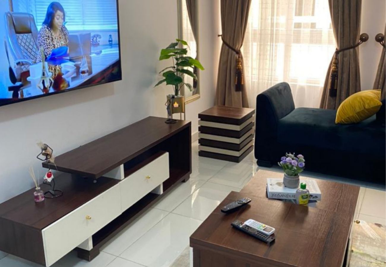 Apartment in Lekki - Elegant 2 bedroom Apartment in Lekki Phase 1