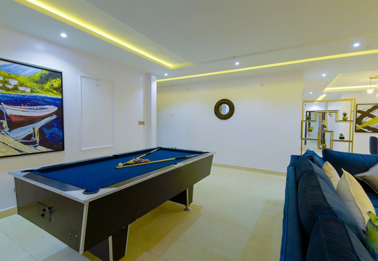 Apartment in Lagos - Gorgeous 3 Bedroom Apt with Snooker, Gym and Swimming pool -Oniru Victoria Island
