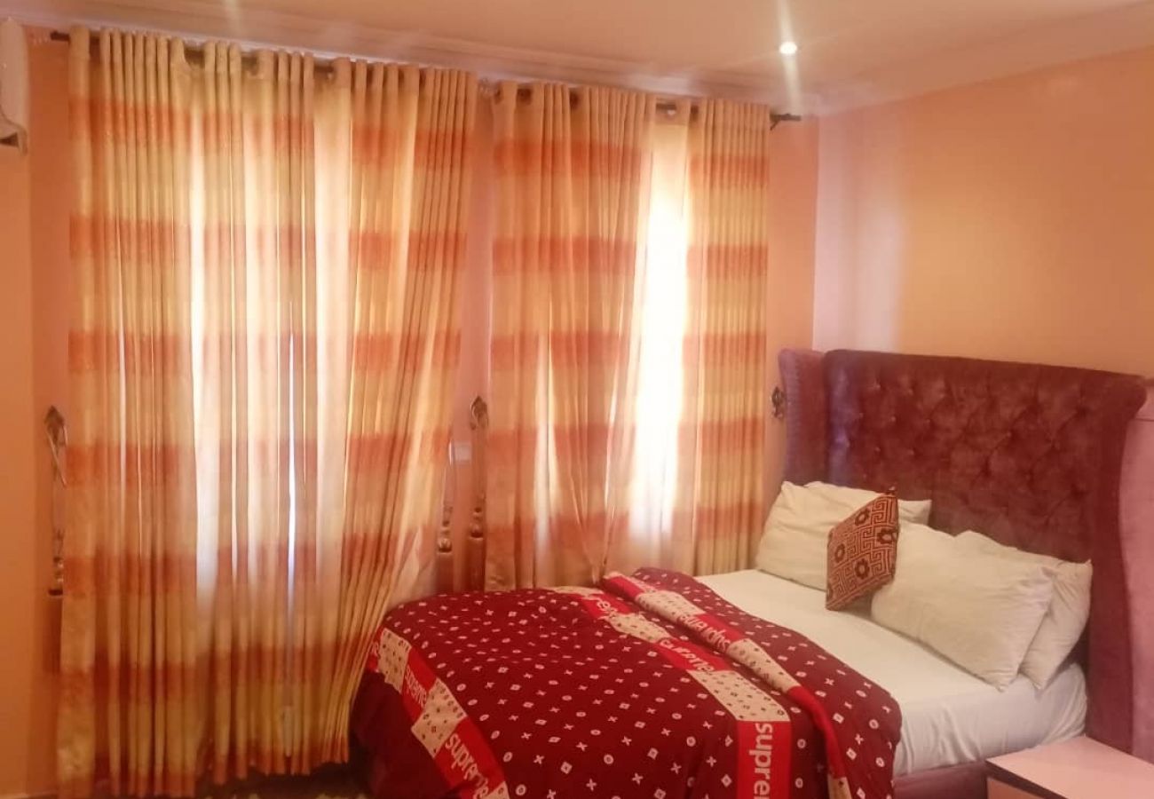 Apartment in Lekki - Lovely 3 bedroom apartment with PS5 in TPDC Estate Lekki