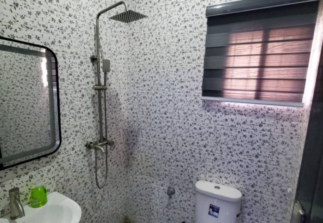 Apartment in Abuja - Beautiful 1 bedroom apartment in River Park Estate,  Lugbe Abuja (Inverter)