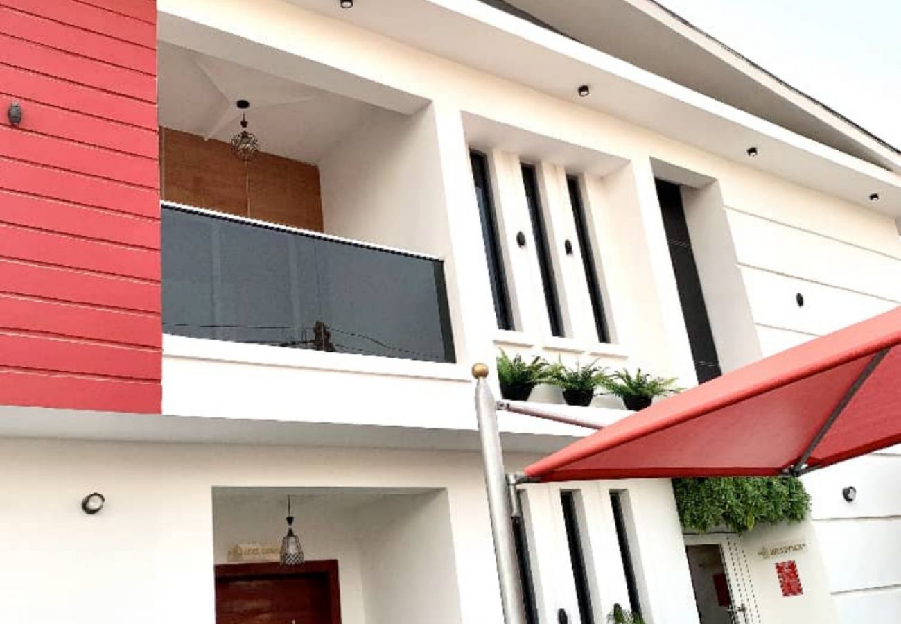 Apartment in Lagos - Stunning 2 bedroom apartment all ensuite off  Allen Avenue Ikeja