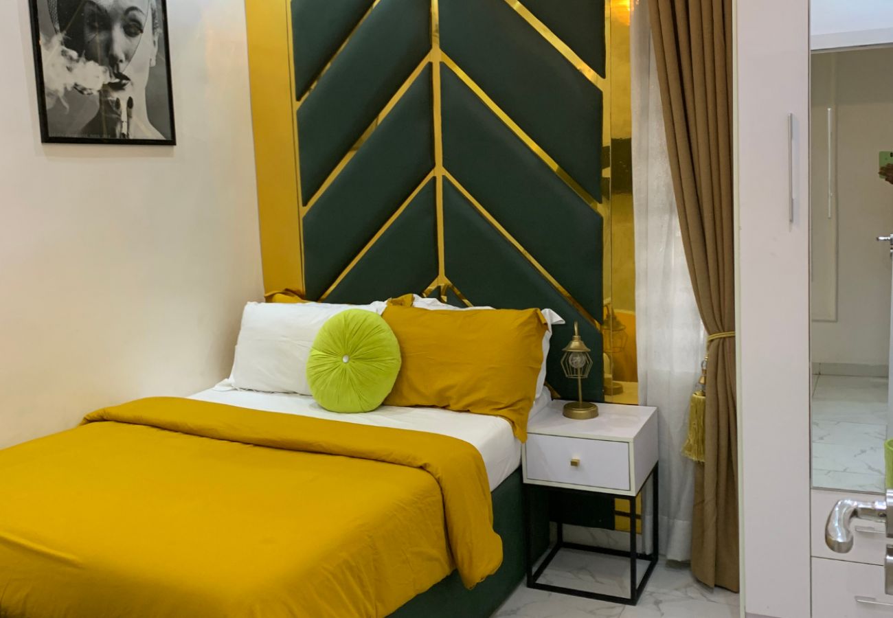 Apartment in Lagos - Classy 3 bedroom  apartment in Allen Ikeja