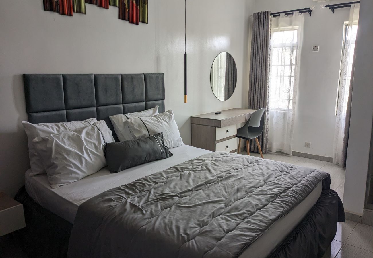 Apartment in Lagos - Elegant 2 Bedroom Apartment, Millennium Estate Gbagada