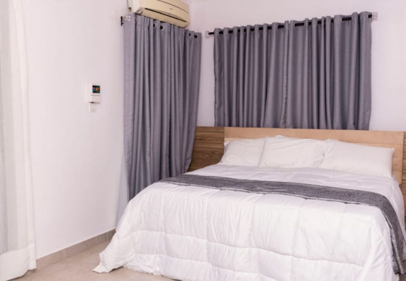 Apartment in Lekki - Beautiful 3 bedroom apartment with snooker in Oceanview Estate, Igbo-Efon, Lekki