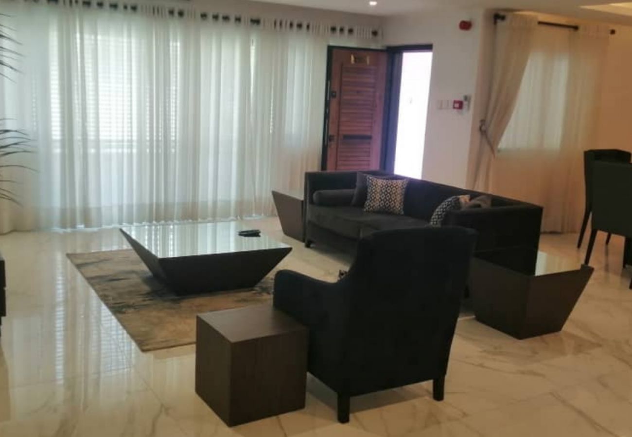 Apartment in Lekki - Beautifully furnished 3 bedroom apartment with  swimming pool, gym and snooker, behind whitesand schools Lekki 