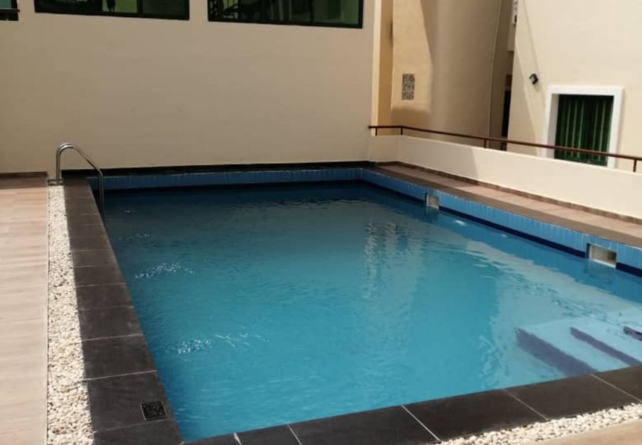 Apartment in Lekki - Beautifully furnished 3 bedroom apartment with  swimming pool, gym and snooker, behind whitesand schools Lekki 