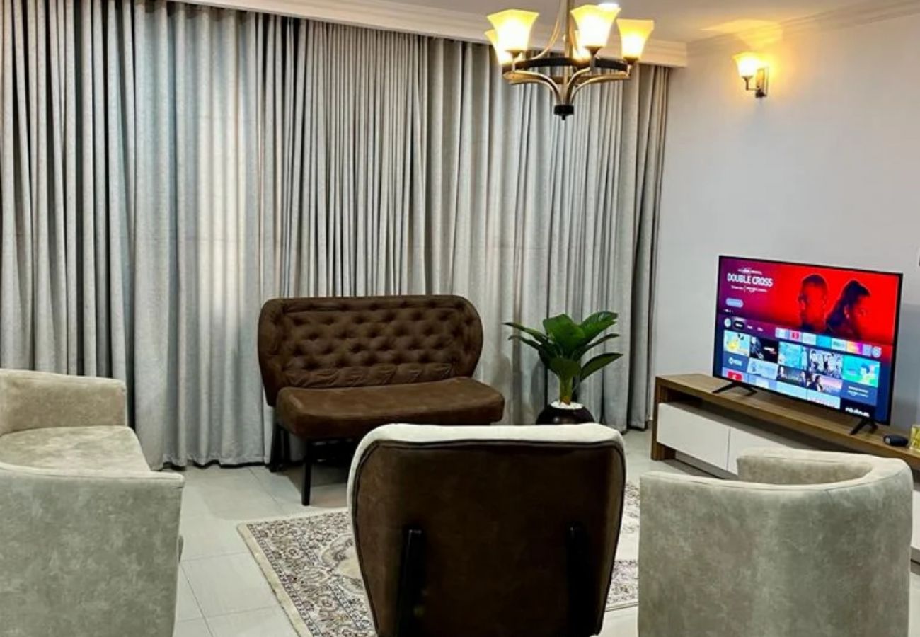 Apartment in Lagos - Lovely 2 bedroom apartment in Ogudu GRA Phase 2 (Inverter)