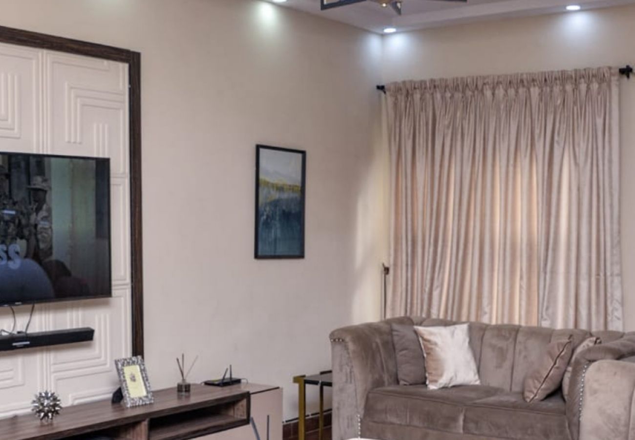Apartment in Lagos - Comfy 3 bedroom apartment in Oniru Estate, V.I (Inverter)
