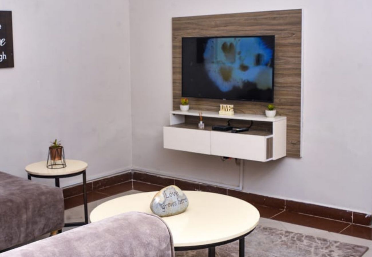 Apartment in Lagos - Comfy 3 bedroom apartment in Oniru Estate, V.I (Inverter)