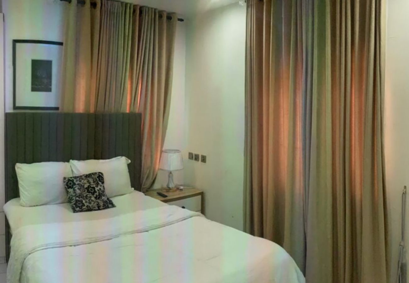 Apartment in Lagos - Beautiful 3 bedroom apartment with ps5 at Ogudu Ojota
