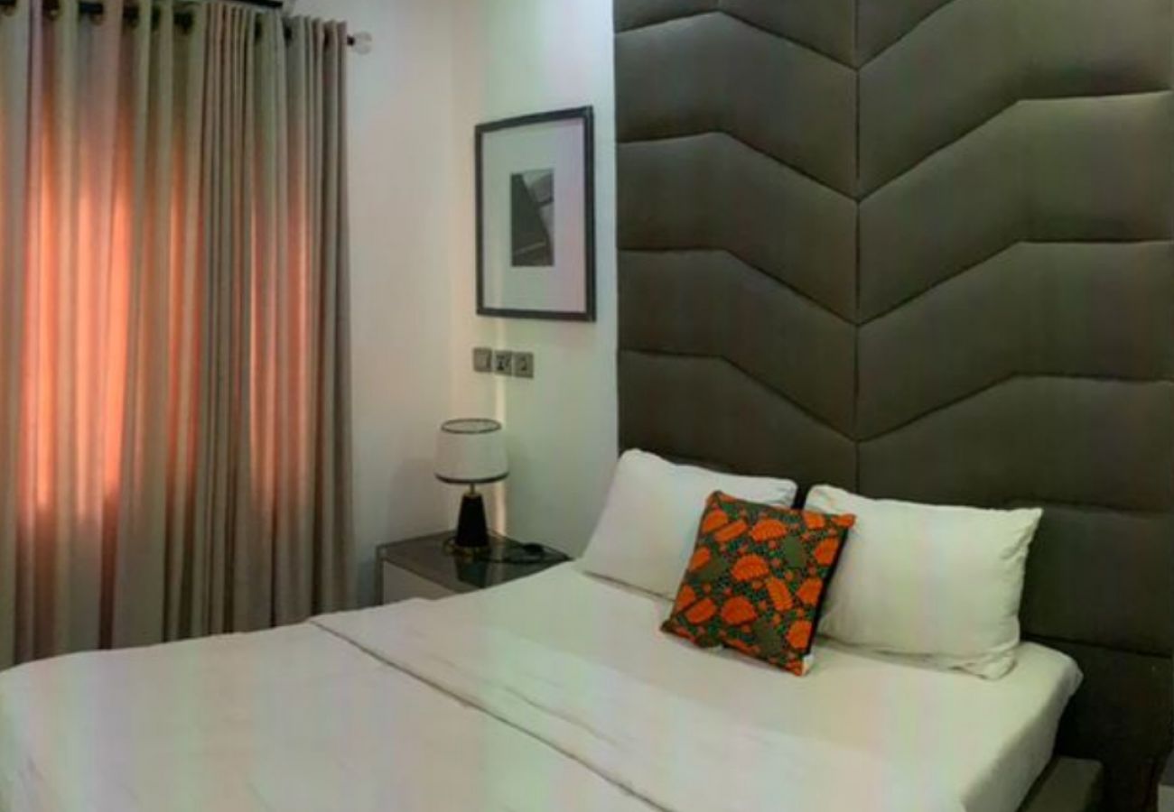 Apartment in Lagos - Beautiful 3 bedroom apartment with ps5 at Ogudu Ojota
