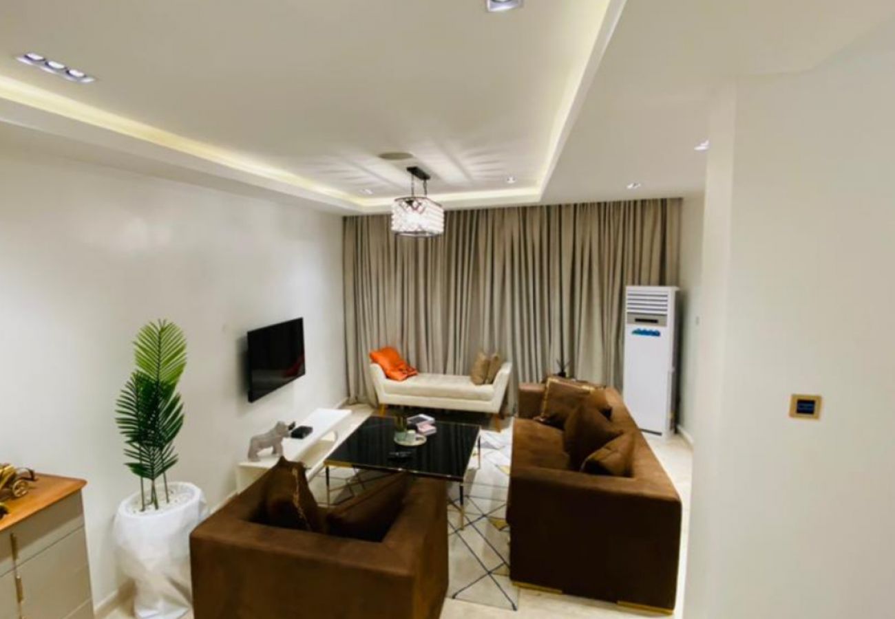 Apartment in Lagos - Exquisite 3 bedroom apartment located off Alexander road, Ikoyi 