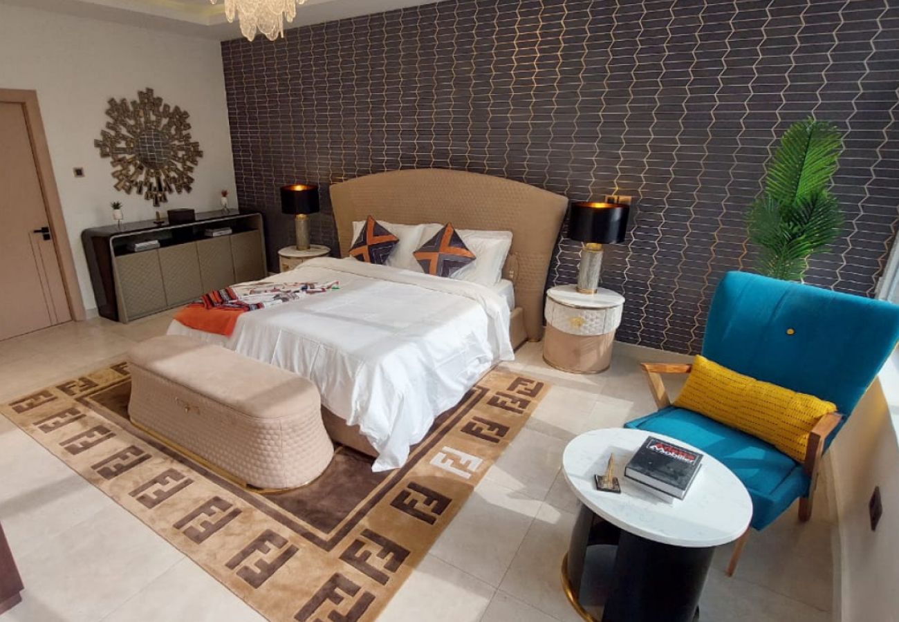 Apartment in Lagos - Luxury 3 bedroom apartment located off Alexander road, Ikoyi