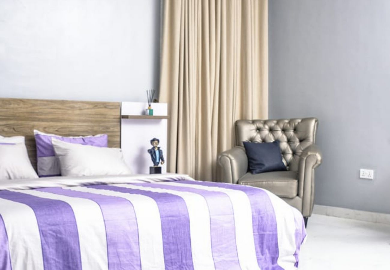 Apartment in Lagos - Beautiful 1 bedroom apartment in  oniru estate victoria island lagos (Inverter)