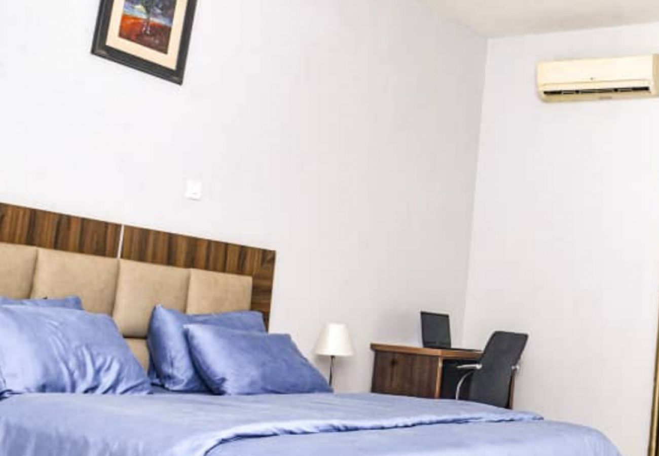 Apartment in Lagos - Beautiful 2 Bedroom Apartment - Oniru Estate Victoria Island  (Inverter)