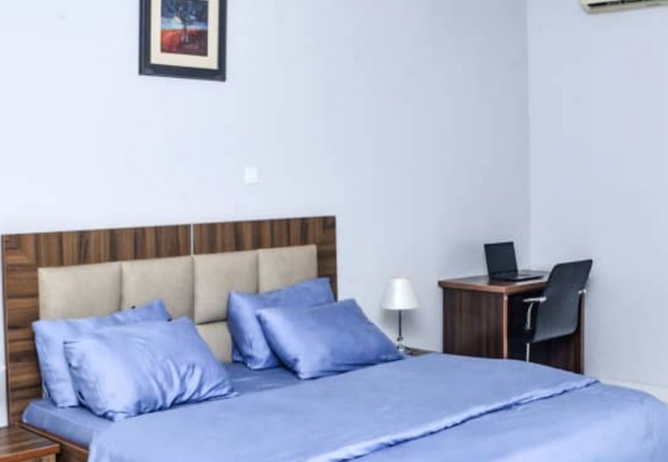 Apartment in Lagos - Beautiful 2 Bedroom Apartment - Oniru Estate Victoria Island  (Inverter)