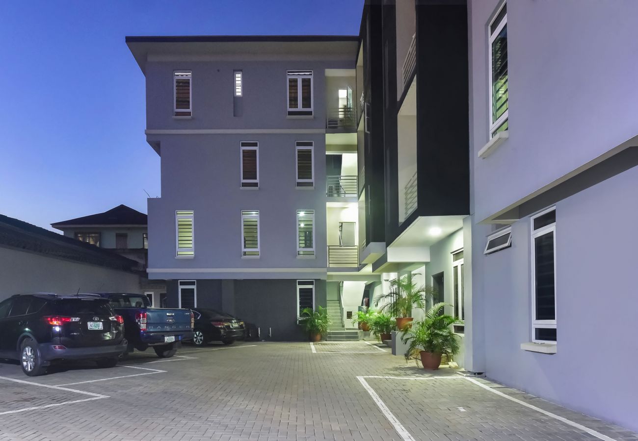 Apartment in Lagos - Lovely 2 bedroom apartment at onike sabo yaba (inverter)