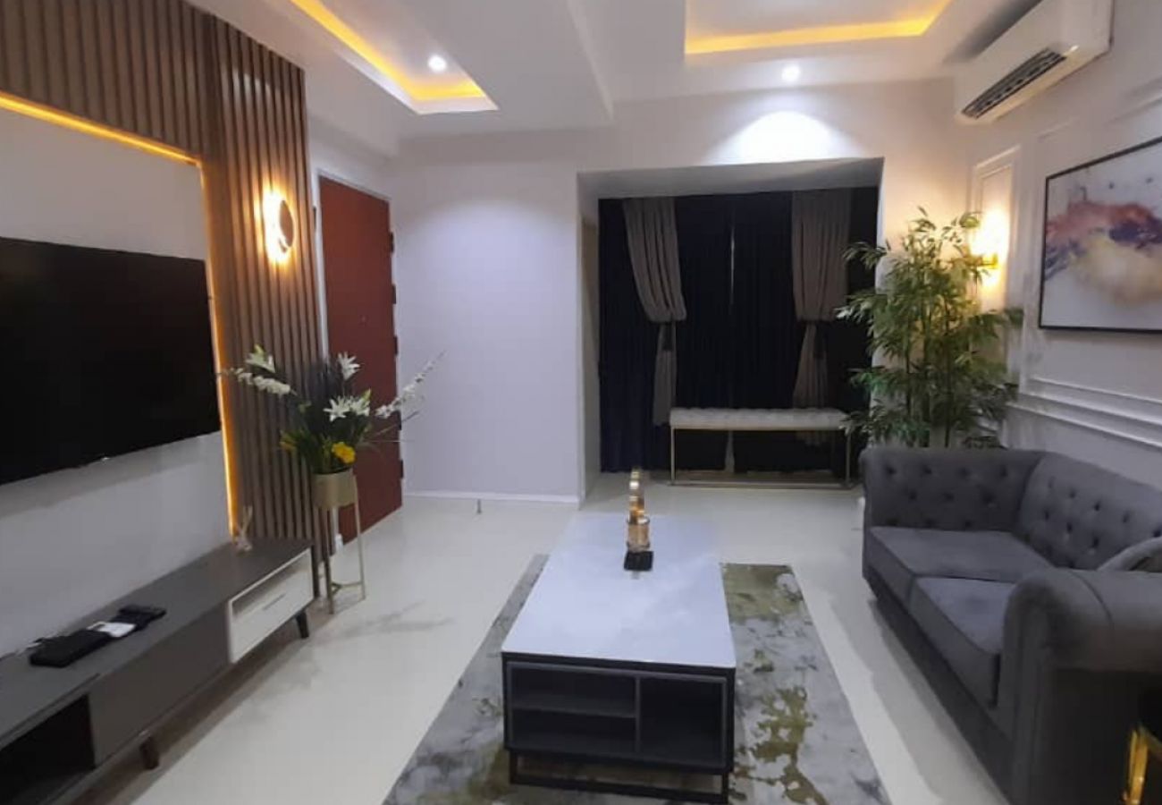 Apartment in Lagos - Lovely 2 Bedroom Apartment with  Swimming Pool and Gym - Lugard Avenue Ikoyi
