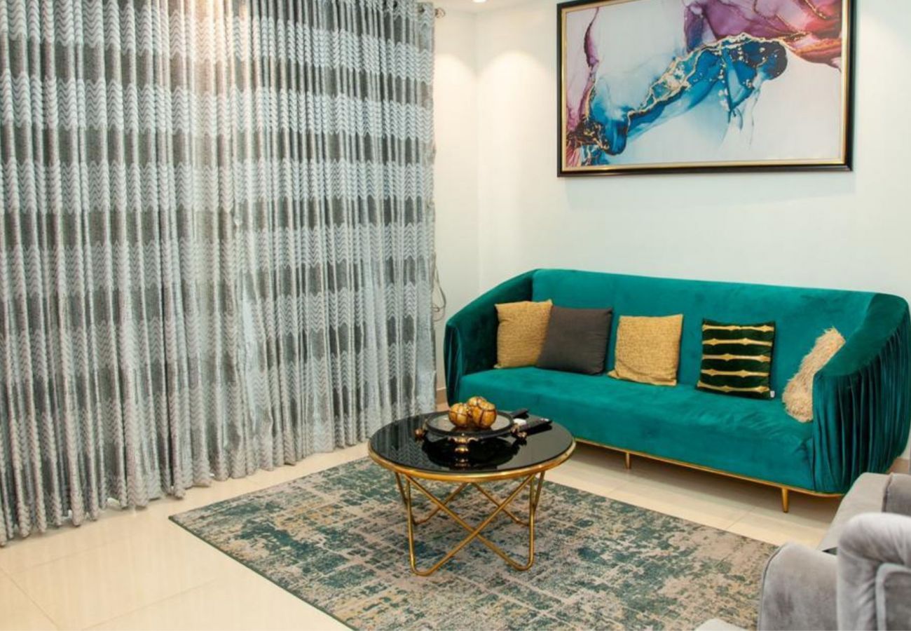Apartment in Lekki - Exquisite 3 Bedroom Apartment with an outdoor plunge pool in Blue waters Lekki