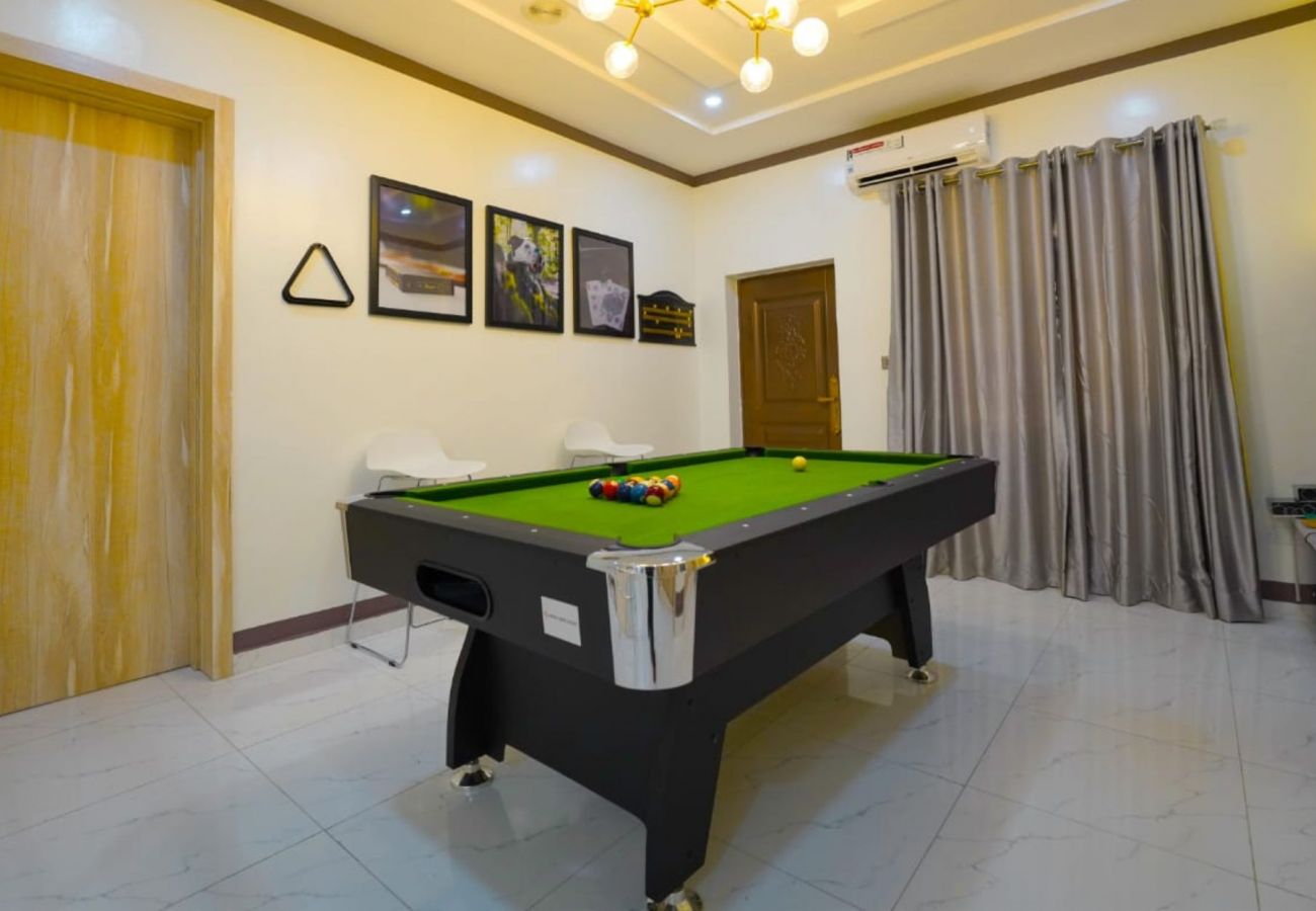 Apartment in Lekki - COSY 3-BEDROOM DUPLEX WITH Snooker, GYM AND SWIMMING POOL_off orchid road eleganza bus stop lekki