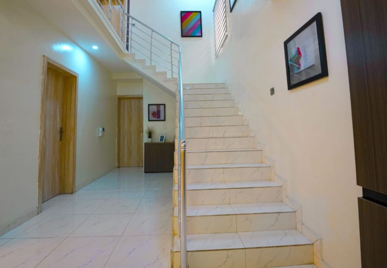 Apartment in Lekki - COSY 3-BEDROOM DUPLEX WITH Snooker, GYM AND SWIMMING POOL_off orchid road eleganza bus stop lekki