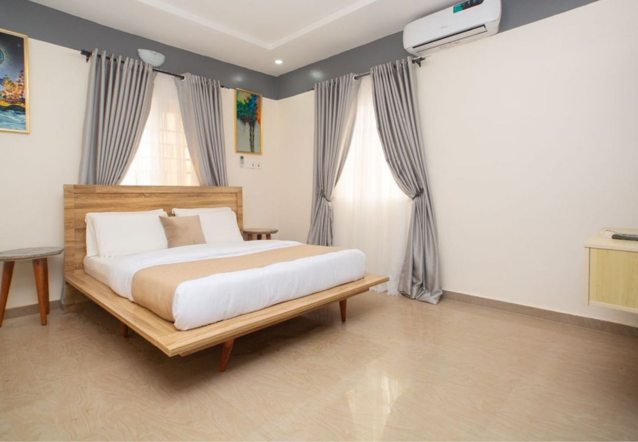 Apartment in Abuja - Breathtaking 3 Bedroom apartment | LIFECAMP ABUJA (Inverter)A