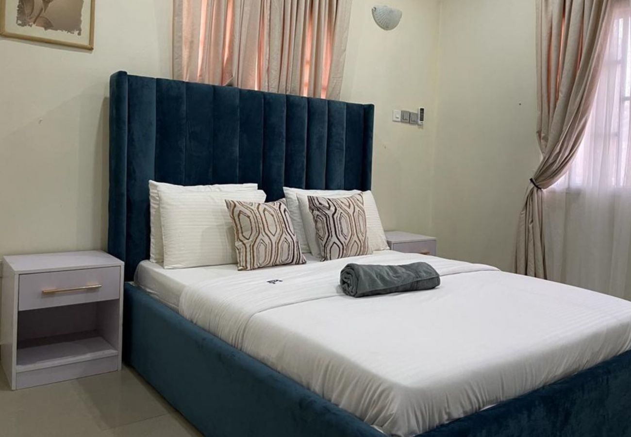 Apartment in Abuja - Beautiful 3 Bedroom apartment | LIFECAMP FCT ABUJA (Inverter)
