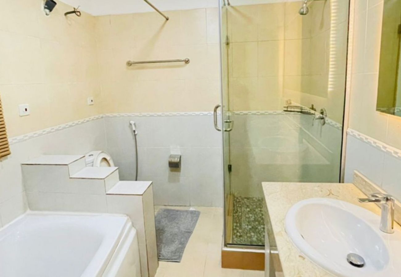 Apartment in Lagos - Adorable 3 Bedroom apartment with a swimming pool and a gym| Ikoyi