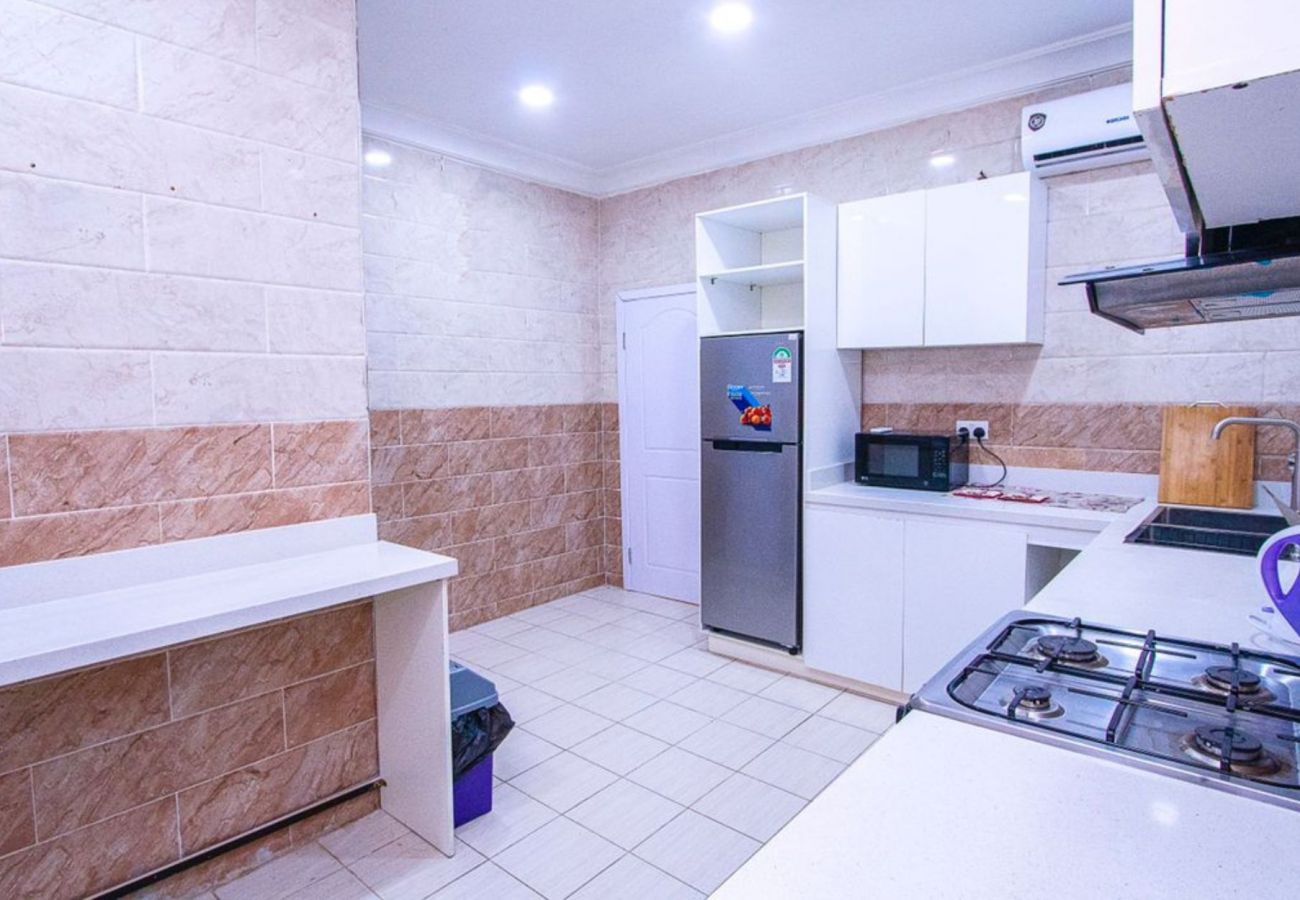 Apartment in Lagos - Alluring 3 bedroom apartment with a swimming pool | Parkview Ikoyi Lagos