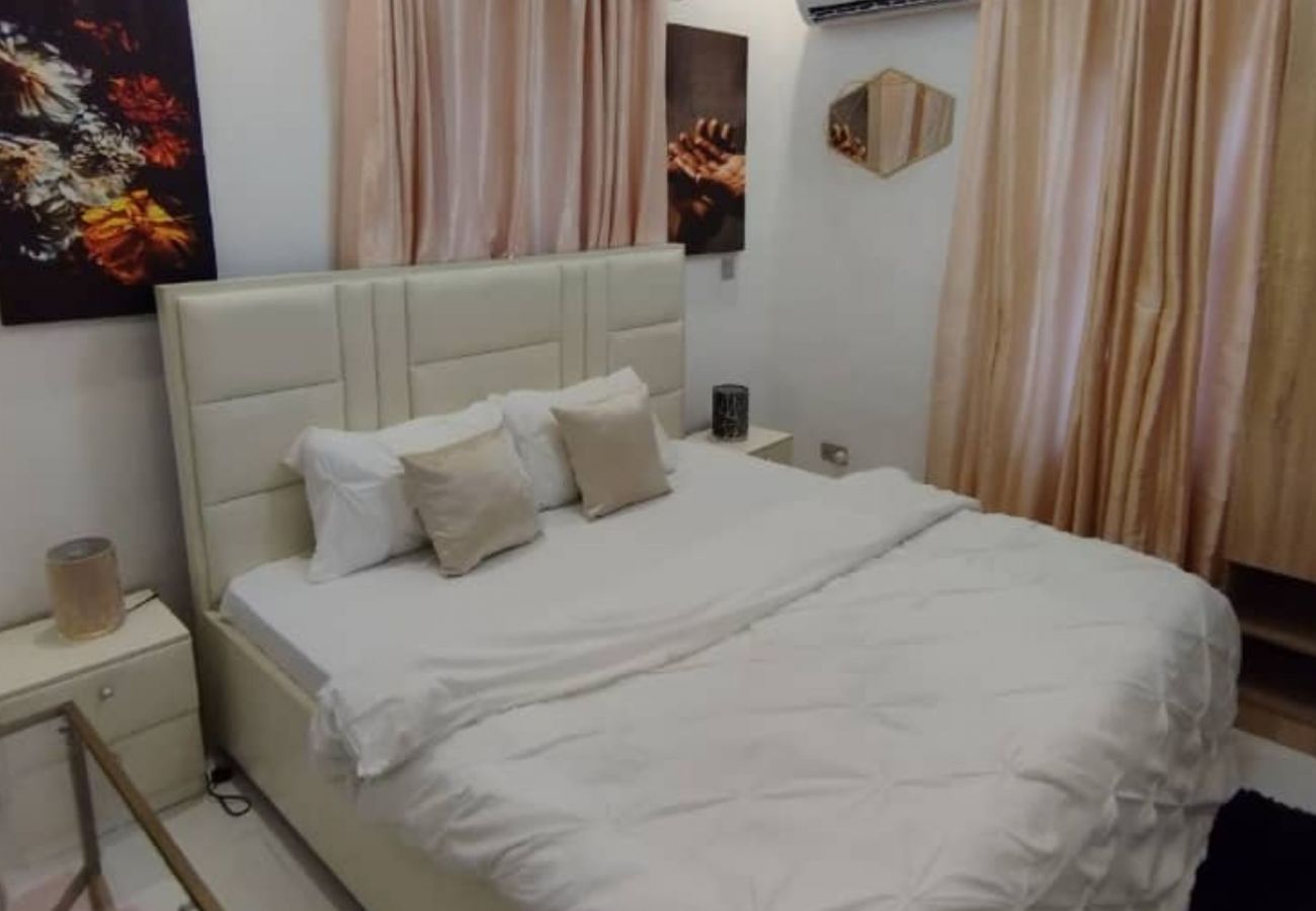 Apartment in Lekki - Dazzling 2 bedroom apartment with swimming pool | Chisco Lekki