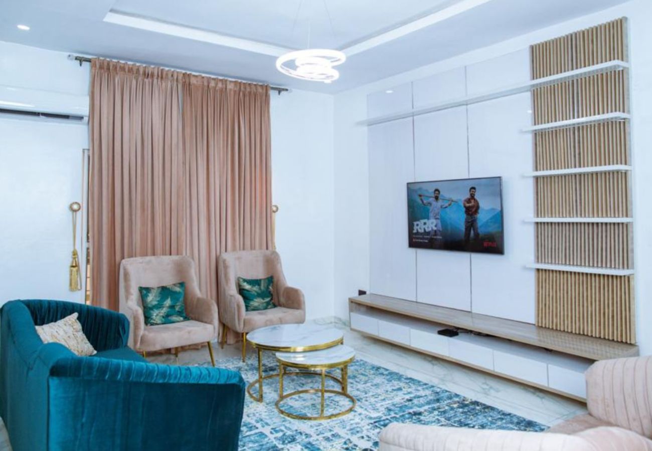 Apartment in Lekki - Comfortable 2 bedroom apartment | Ikate Lekki