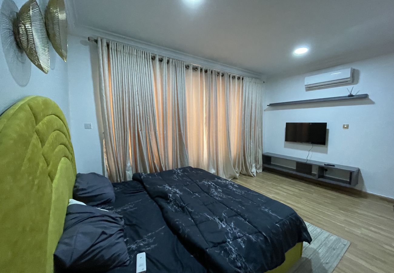 Apartment in Lekki - Fascinating 1 bedroom apartment with a pool and a gym | Osapa London Lekki