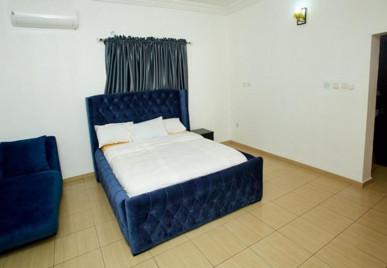 Apartment in Lagos - Lovely 2 bedroom apartment | Oniru estate Victoria island (inverter)