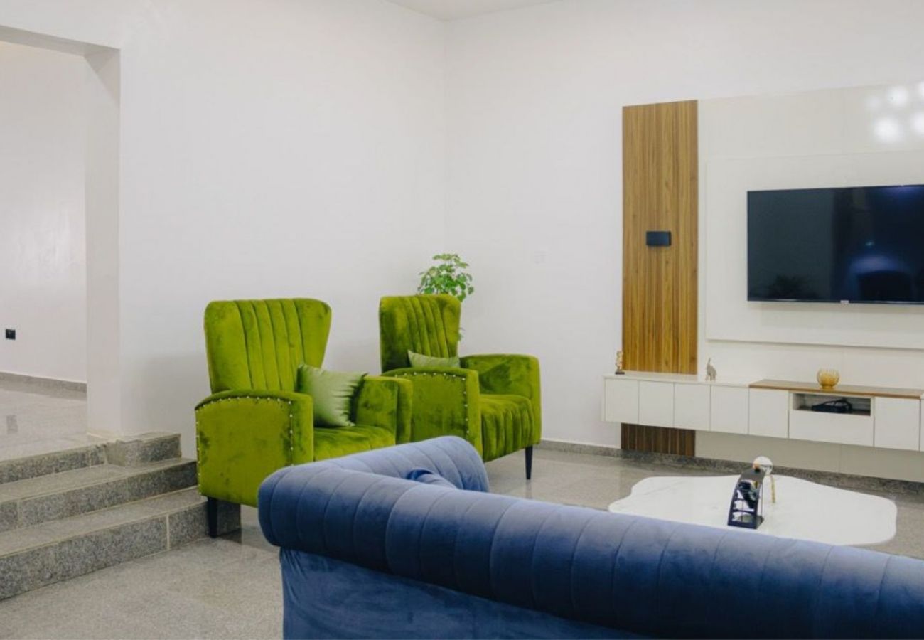 Apartment in Abuja - Enticing 4 bedroom duplex | Wuse 2, Abuja