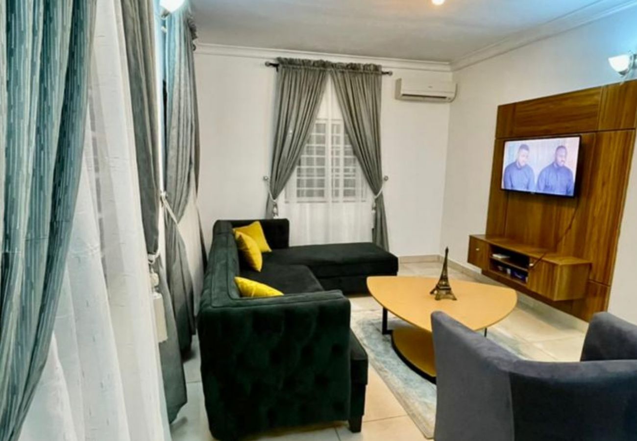Apartment in Abuja - Enticing 1 bedroom apartment | Wuse 2