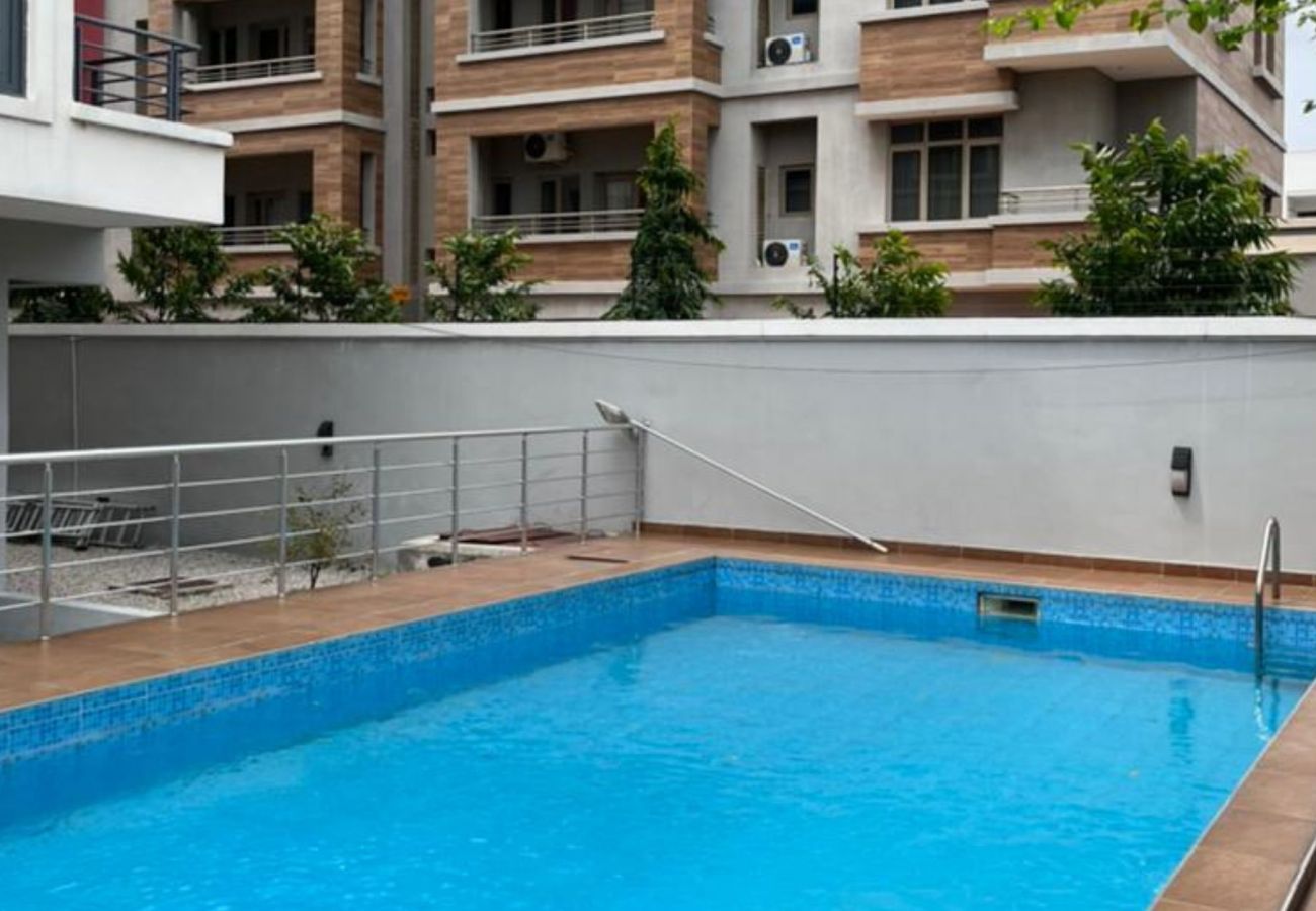 Apartment in Lagos - Appealing 3-Bedroom apartment with a swimming pool | Oniru, V.I(inverter)