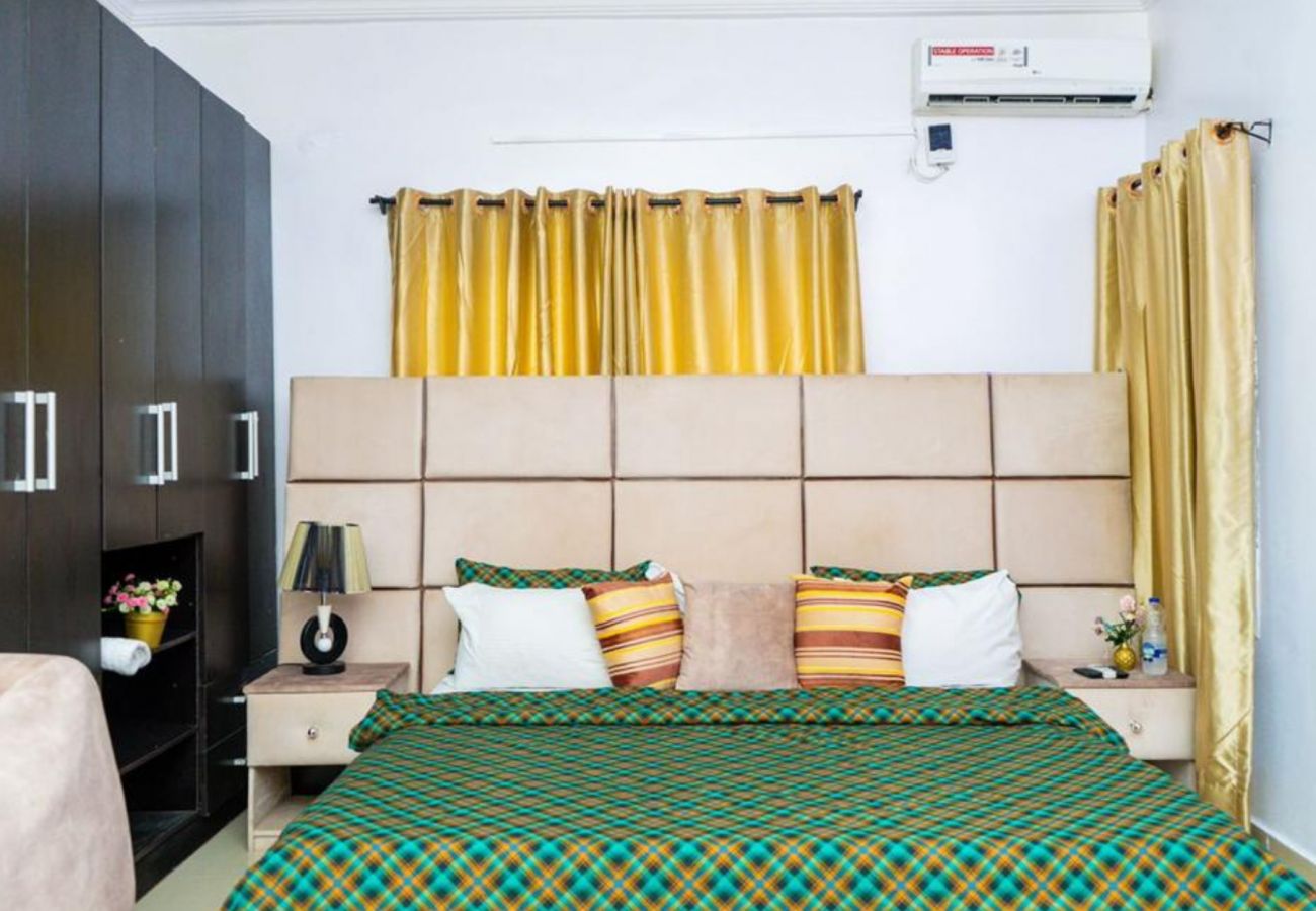 Apartment in Lekki - Contemporary 2-bedroom  | Ikate, Lekki 