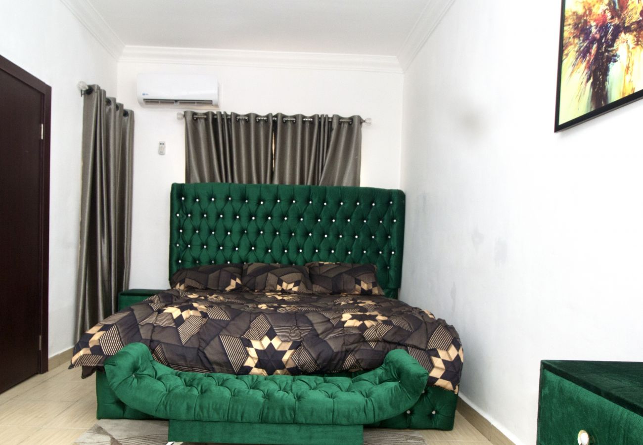 Apartment in Lekki - Luxury 4 bedroom duplex with children playground/Chevron lekki 