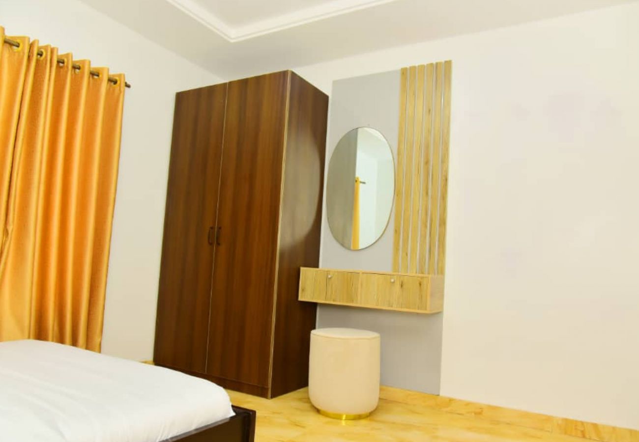 Apartment in Lekki - Beautiful 2 bedroom apartment|  Ikate, Lekki (inverter)