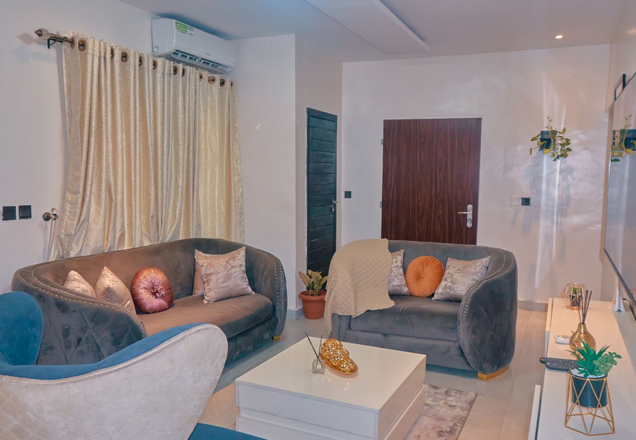 Apartment in Lekki - Admirable 3-bedroom with tennis and football pitch |  Lsdpc Estate,ikate lekki
